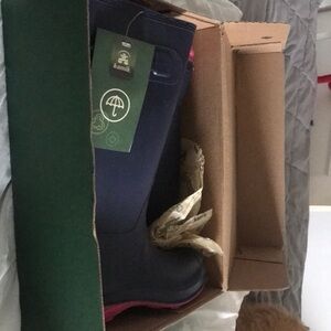 NWT ladies kamik waterproof boots